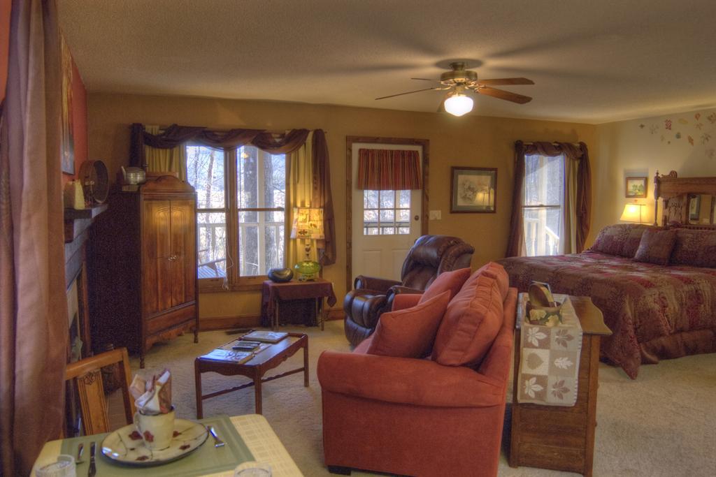 Blue Mountain Mist Country Inn Sevierville Bagian luar foto