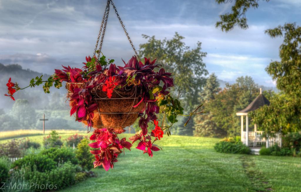 Blue Mountain Mist Country Inn Sevierville Bagian luar foto