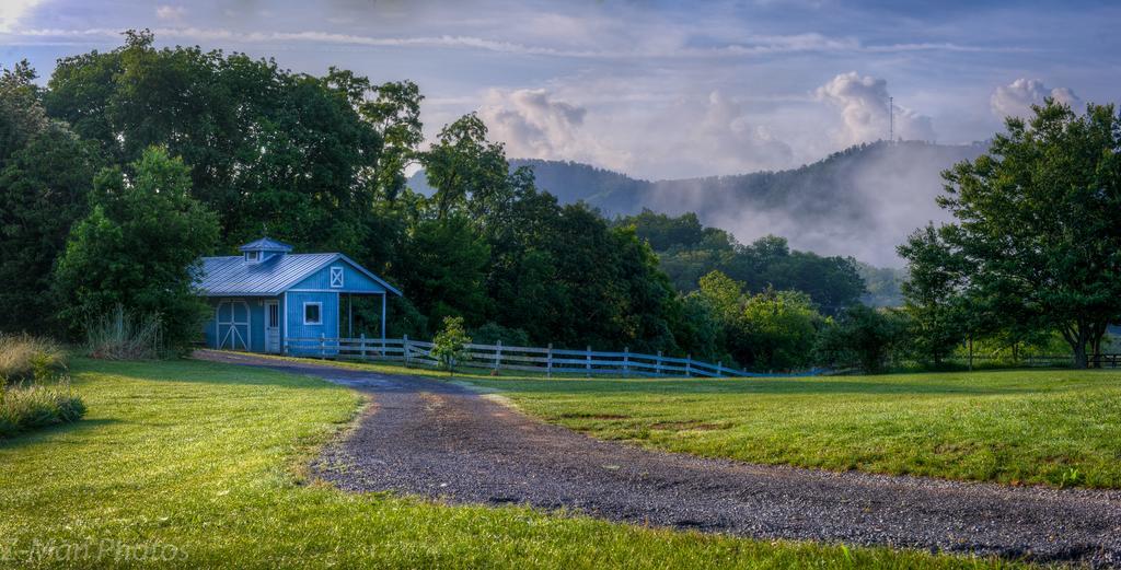 Blue Mountain Mist Country Inn Sevierville Bagian luar foto