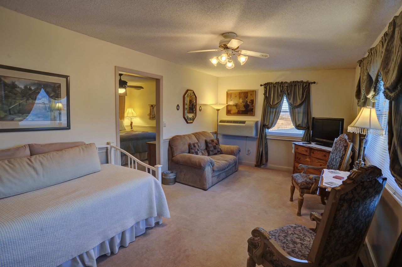 Blue Mountain Mist Country Inn Sevierville Bagian luar foto