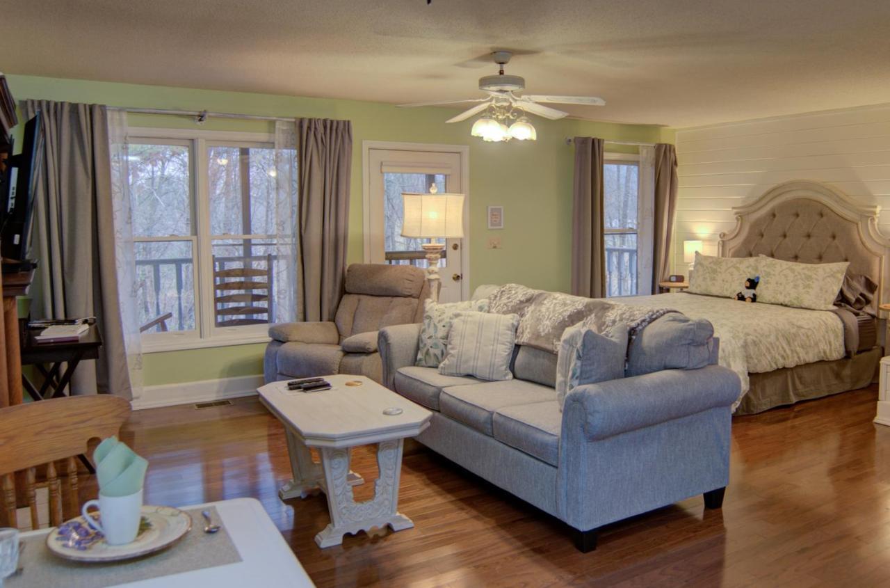 Blue Mountain Mist Country Inn Sevierville Bagian luar foto